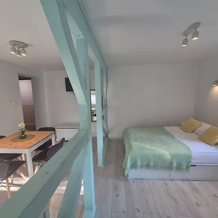 Kot Pocztowy Appartement Długopole-Zdrój